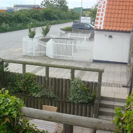 Sonderstrand Bed & Breakfast 3*