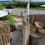 Sonderstrand Bed & Breakfast 3*